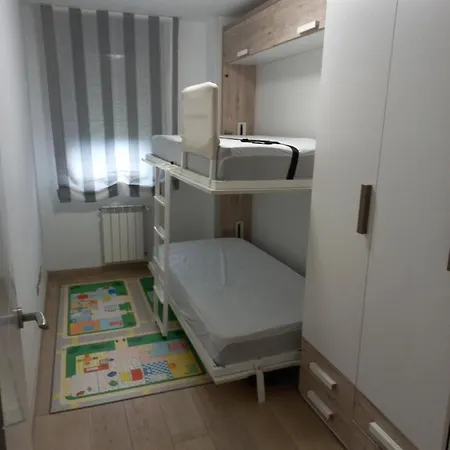 아파트 Bajo Con Jardin En Exclusiva Urbanizacion Cerca De Playa 산탄데르