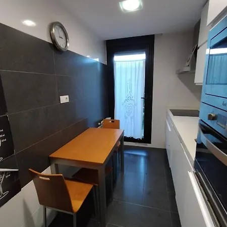 Appartamento Bajo Con Jardin En Exclusiva Urbanizacion Cerca De Playa *